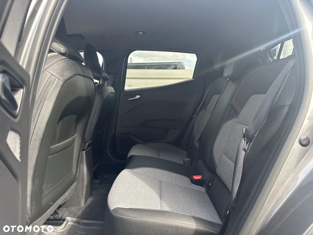 Renault Clio 1.0 TCe Techno - 21