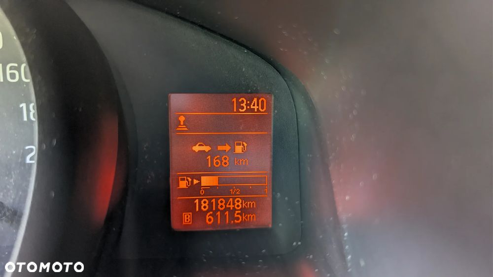 Nissan NV200 - 10