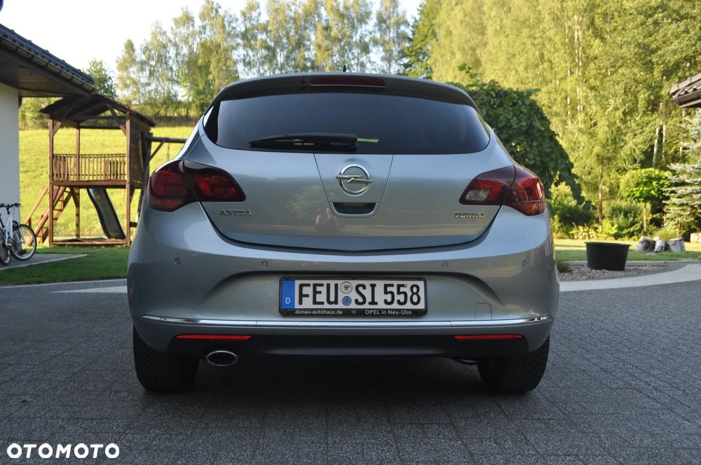 Opel Astra 1.4 Turbo Exklusiv - 16