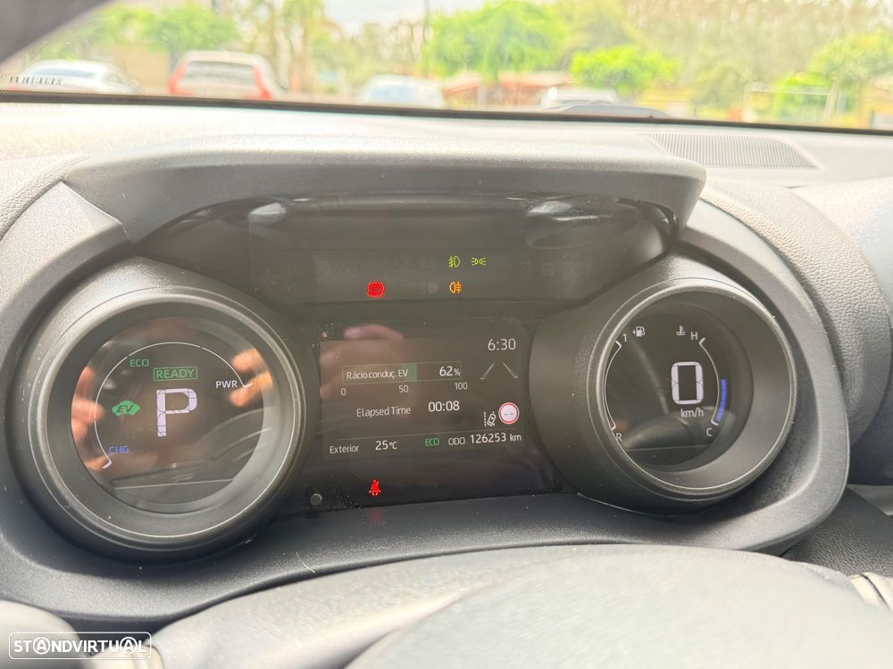 Toyota Yaris 1.5 HDF Comfort Plus - 3