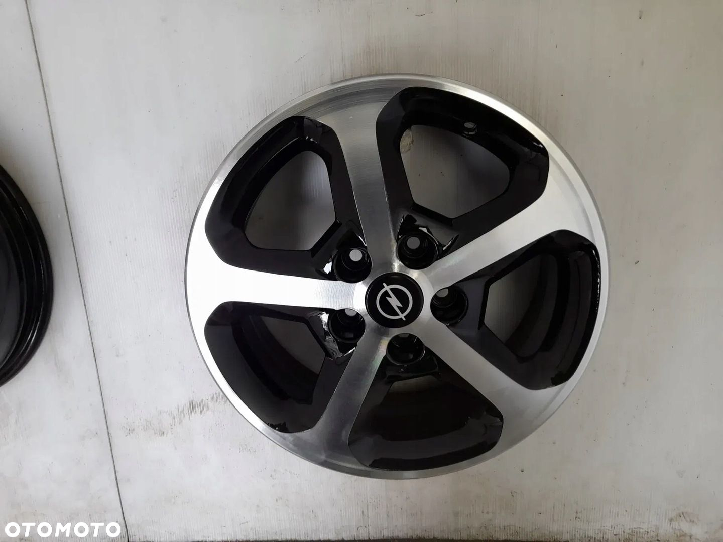 Felgi aluminiowe Opel 60625 6.0" x 16" 5x110 ET44 - 5