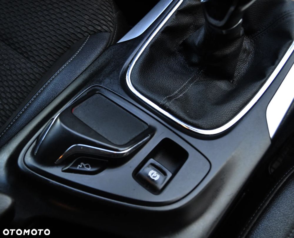 Opel Insignia 2.0 CDTI Executive S&S - 14