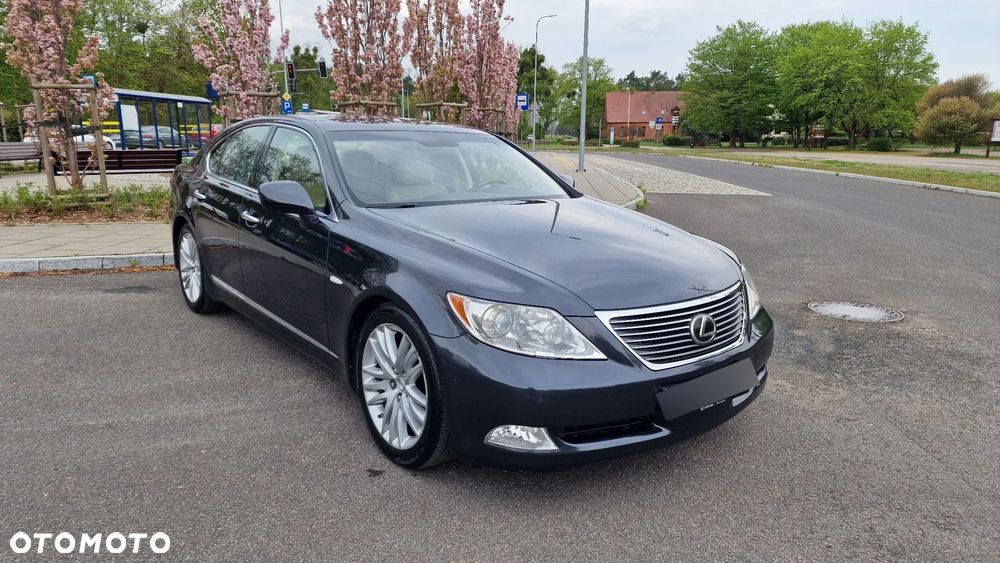 Lexus LS 460 Prestige - 2