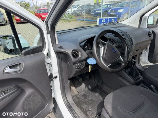 Ford Transit Courier - 6
