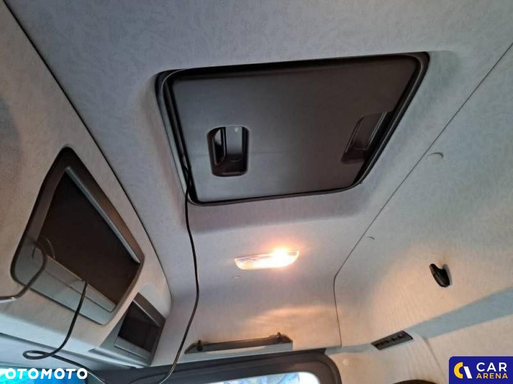 Mercedes-Benz Arocs - 26