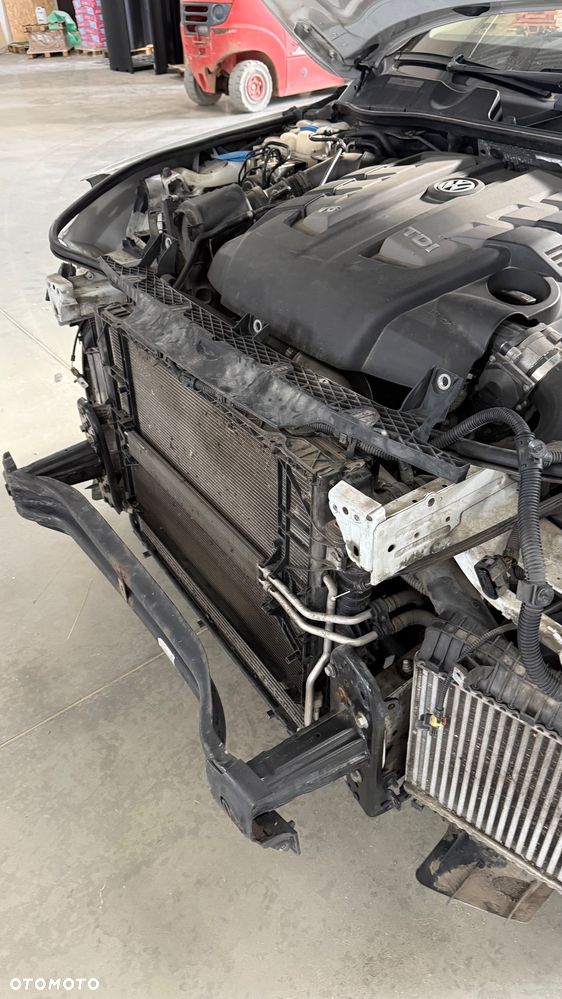 Volkswagen Touareg 2013 photo 3