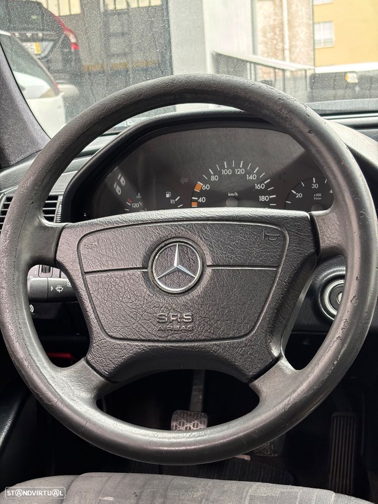 Mercedes-Benz C 220 - 16