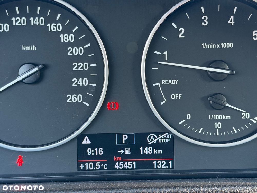 BMW Seria 3 320i - 15