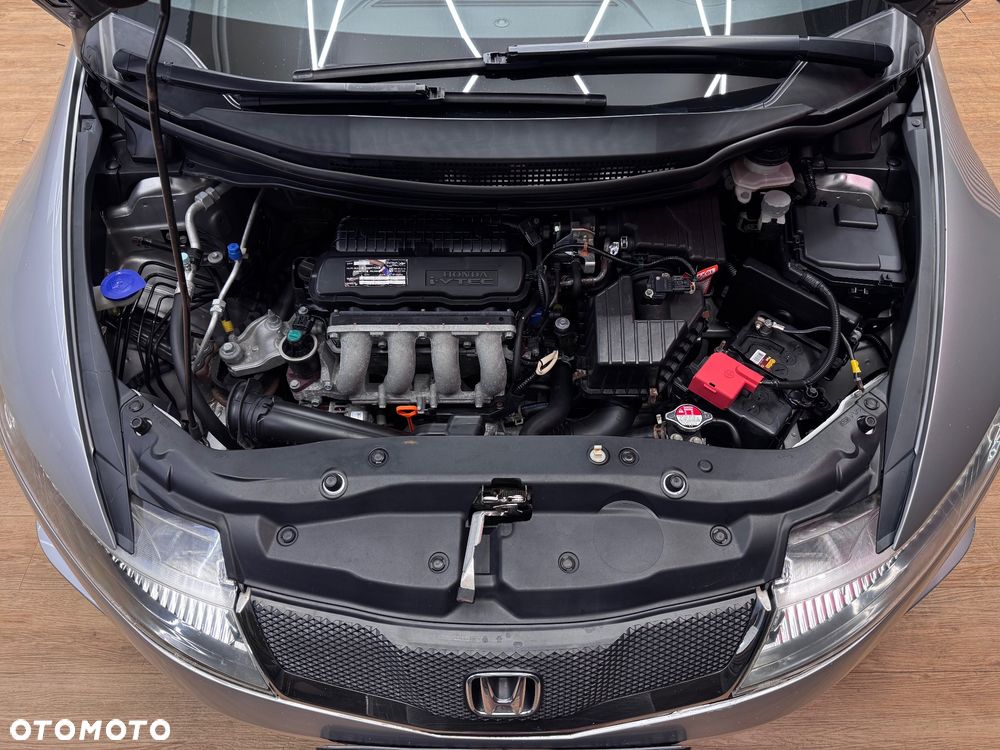 Honda Civic 1.4 Sport - 14