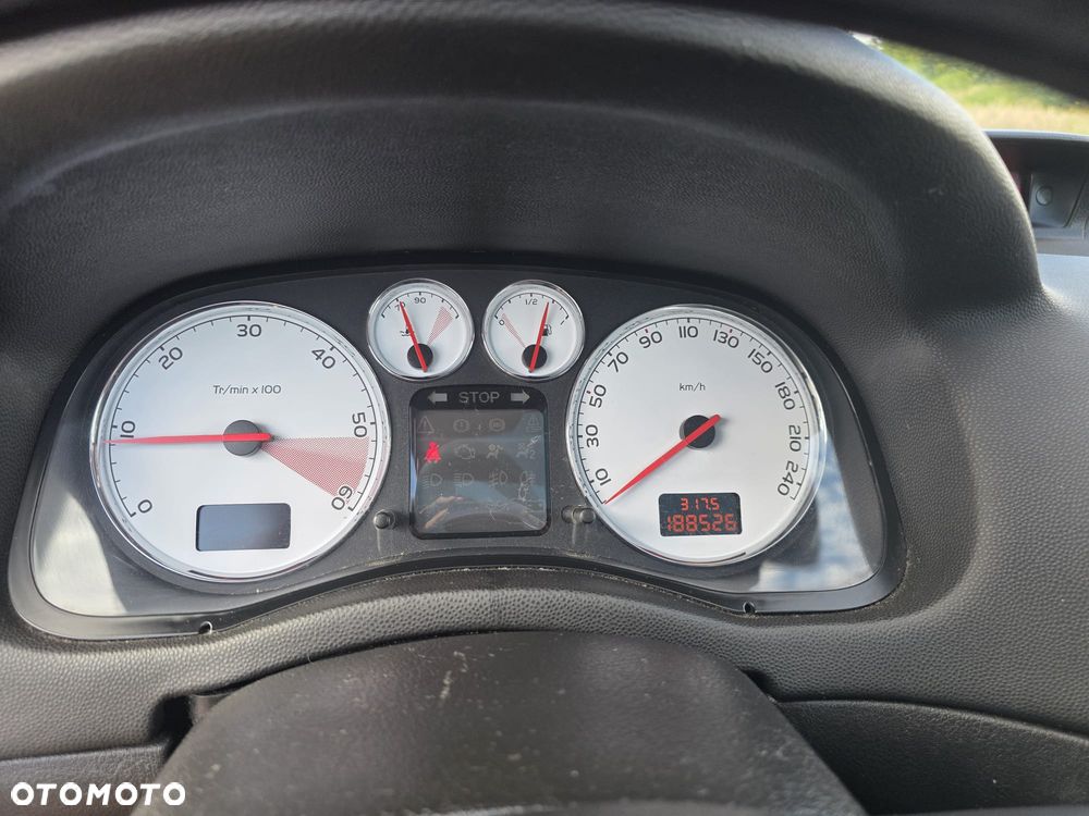 Peugeot 307 1.6 HDI Oxygo - 11
