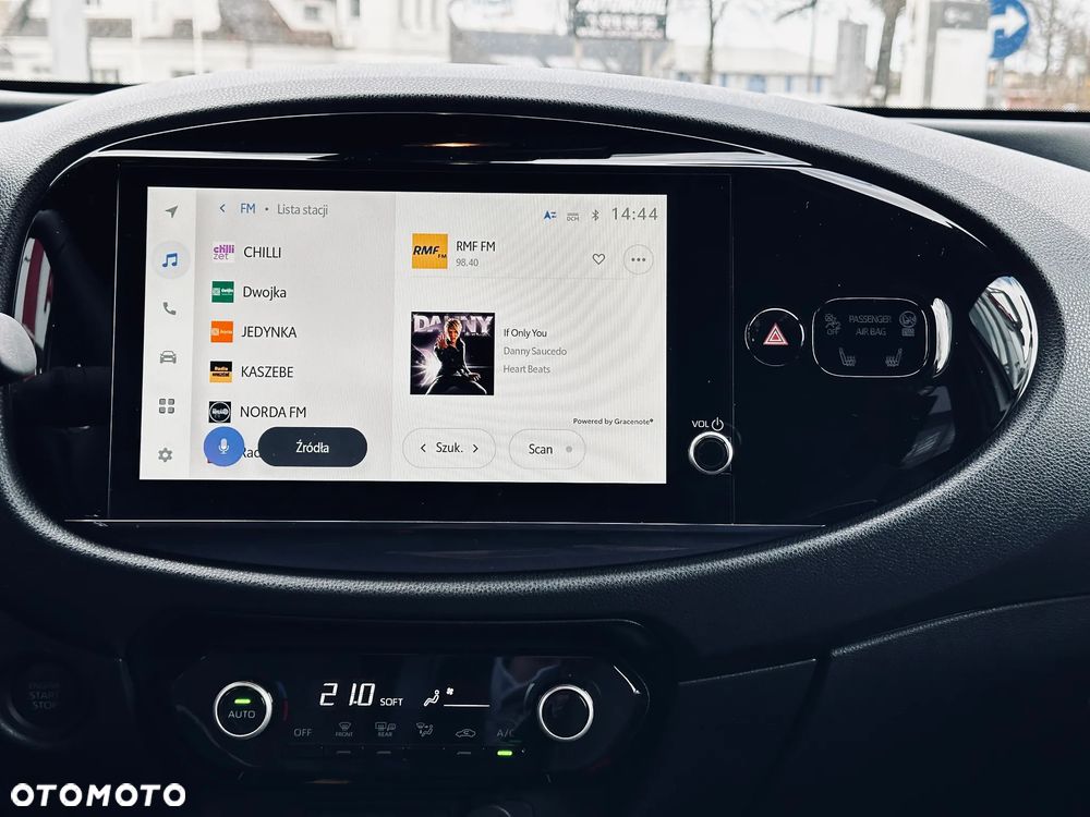 Toyota Aygo X 1.0 VVT-i JBL CVT - 24