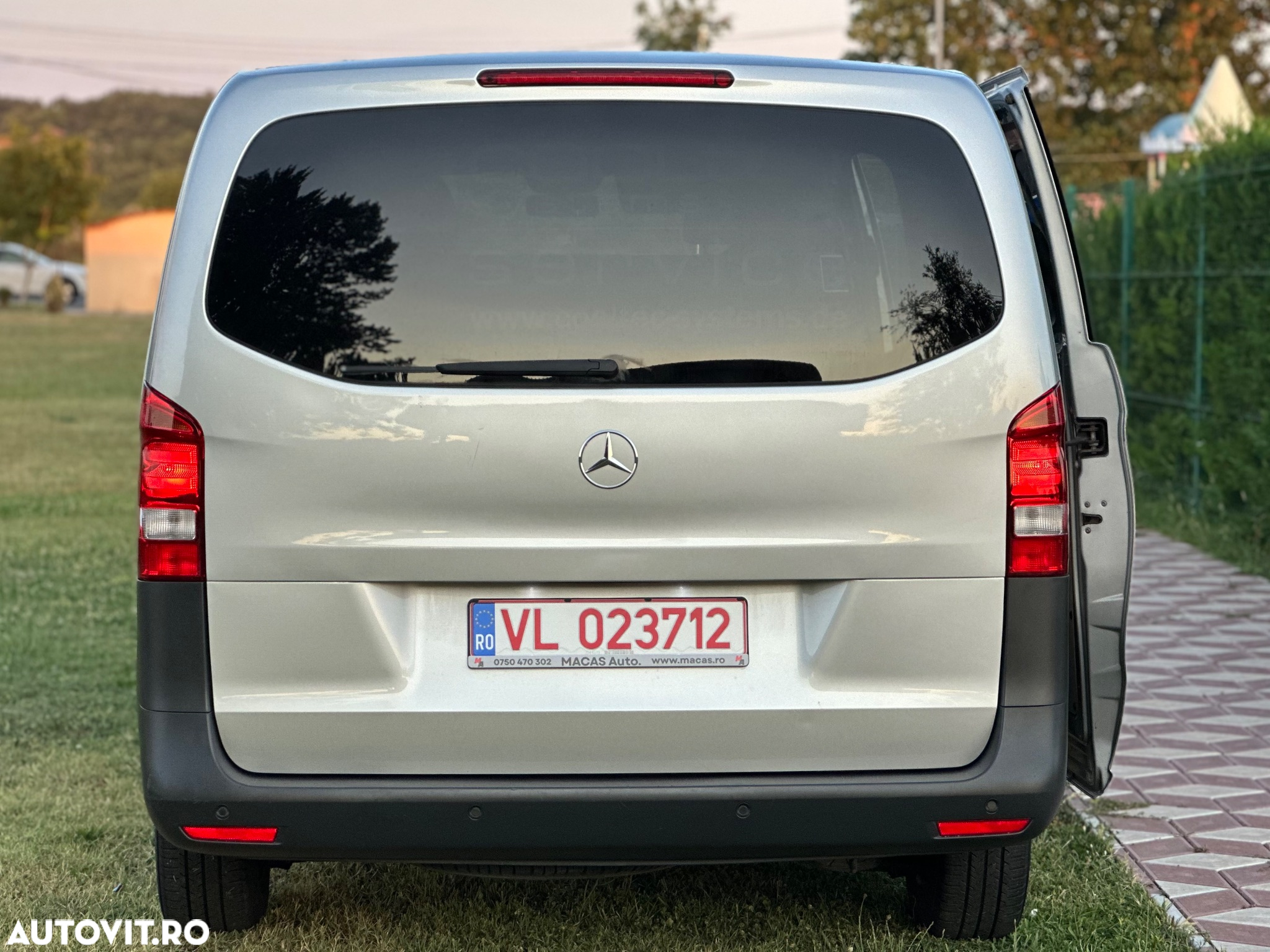 Mercedes-Benz Vito 116 CDI Lung Utilitara - 12