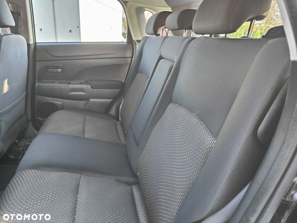 Mitsubishi ASX 1.8 DID Invite 4WD AS&G - 26