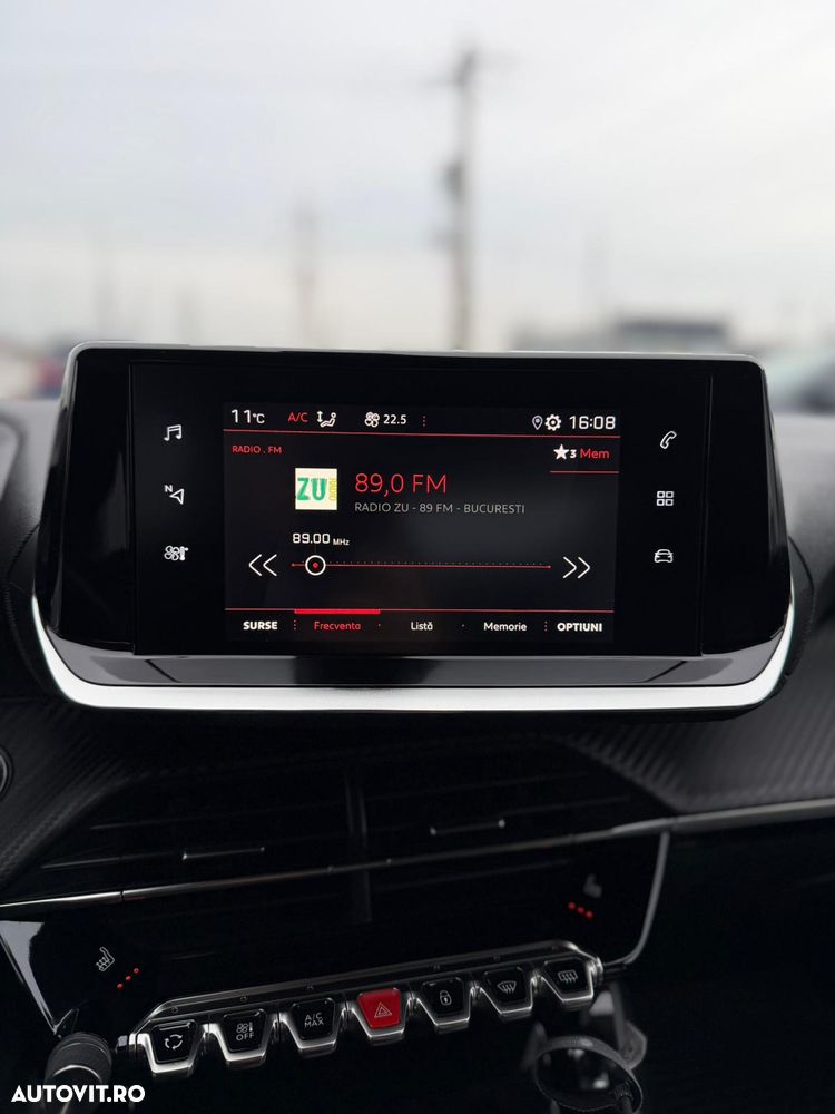 Peugeot 2008 1.2 PureTech EAT8 STT Allure Pack - 17