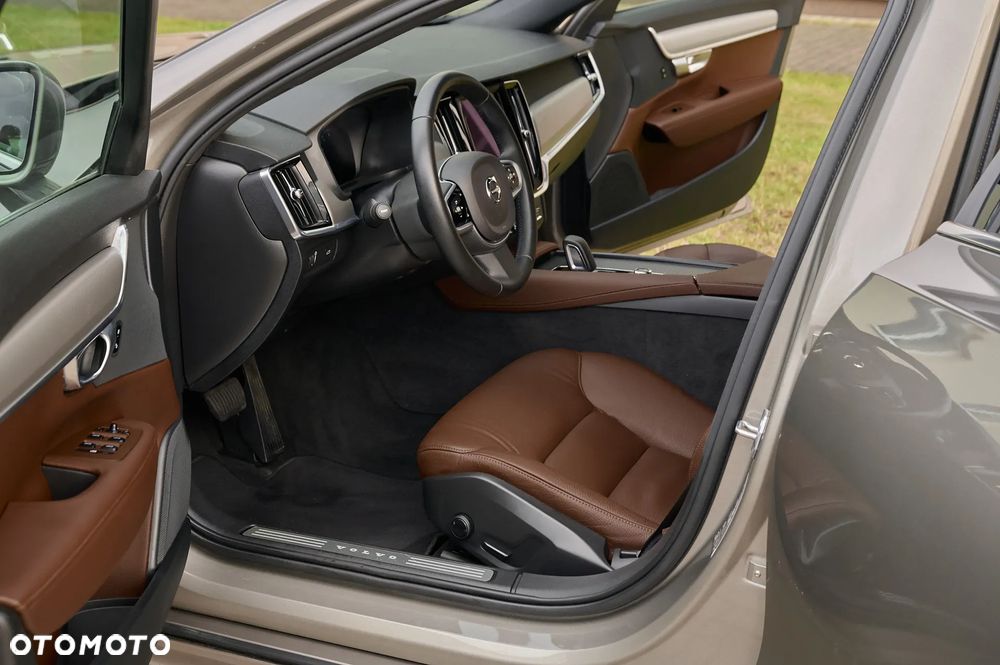 Volvo V90 B4 B Geartronic Momentum Pro - 27