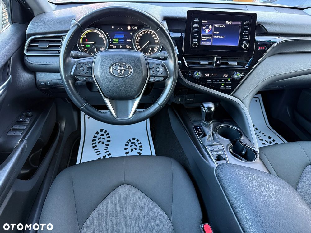 Toyota Camry 2.5 Hybrid Comfort CVT - 4