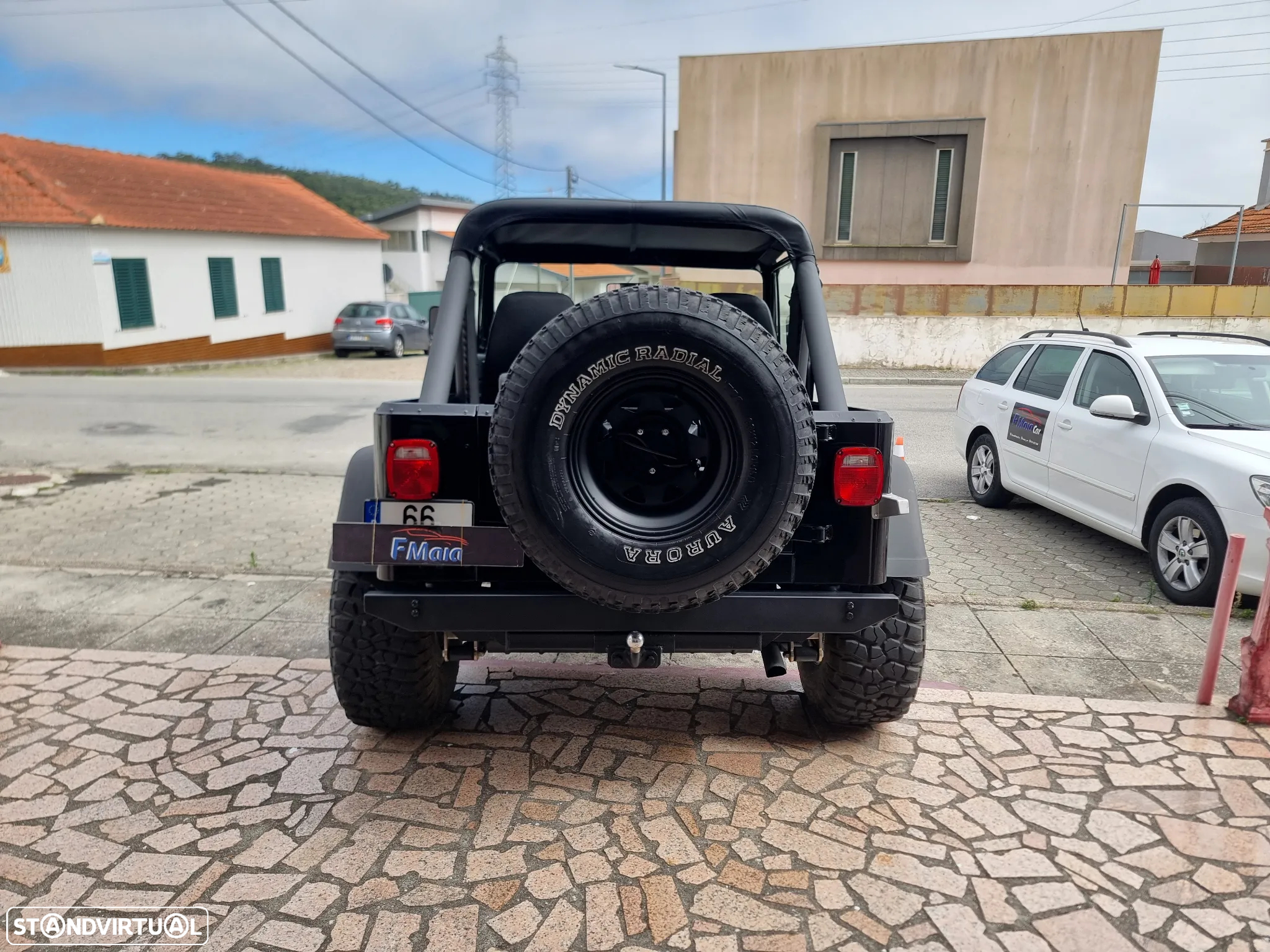 Jeep Wrangler - 7