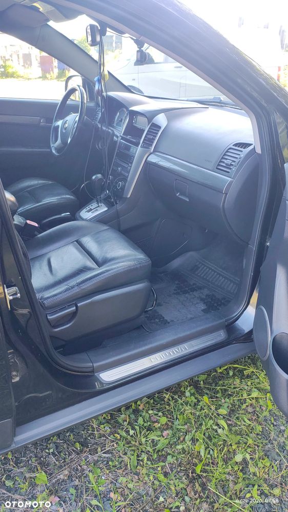 Chevrolet Captiva 2.0 d LT medium - 16
