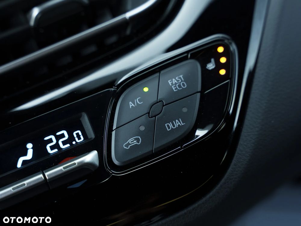 Toyota C-HR 1.8 Hybrid Prestige - 36