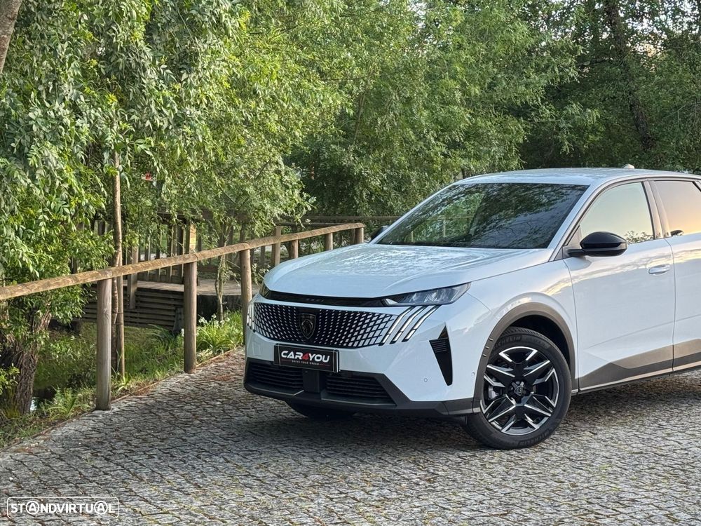 Peugeot 3008 1.2 Hybrid Allure e-DCS6 - 2