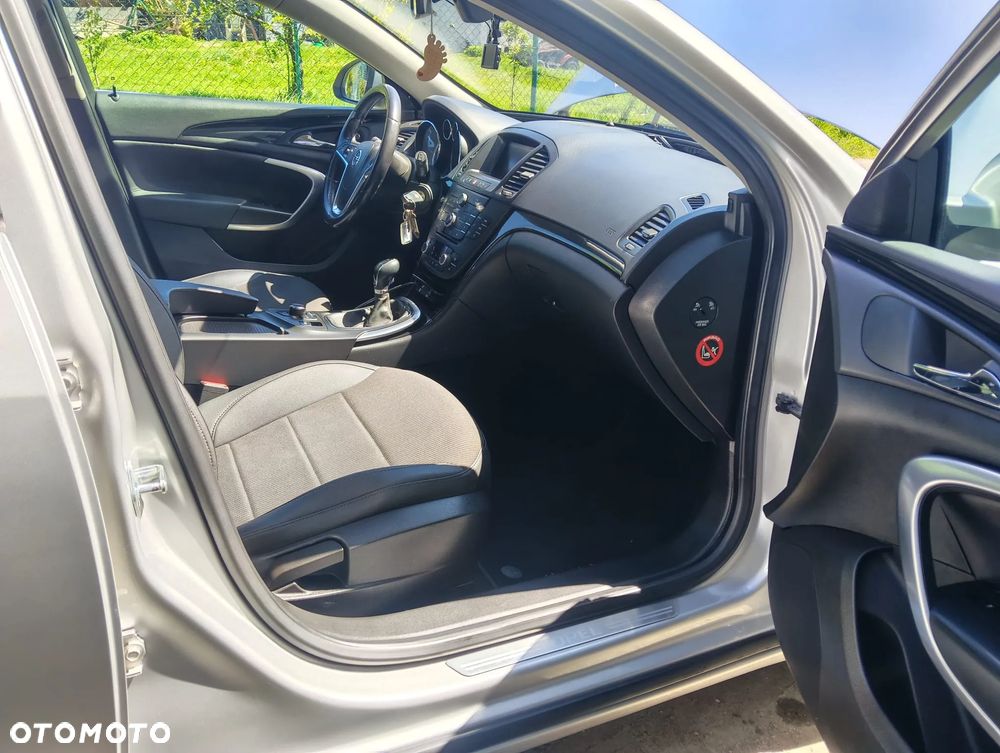 Opel Insignia 1.6 T Cosmo - 11