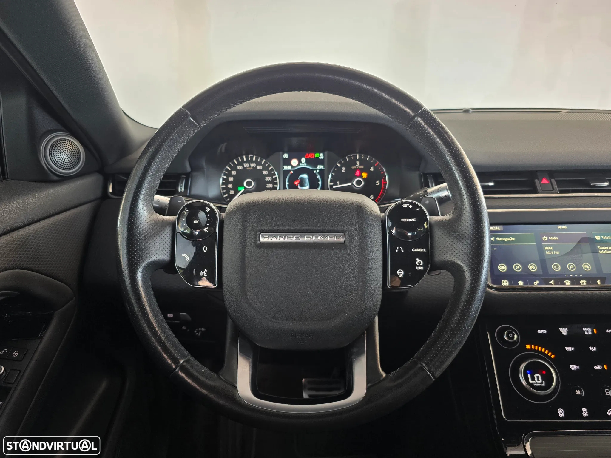 Land Rover Range Rover Evoque - 11