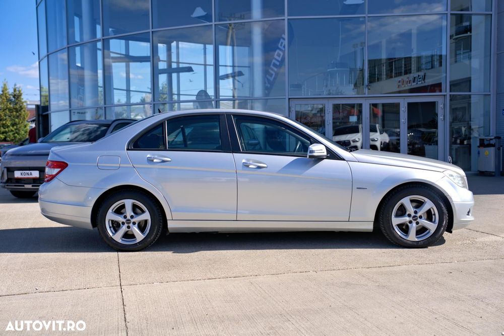 Mercedes-Benz C 200 CDI DPF (BlueEFFICIENCY) Avantgarde - 8