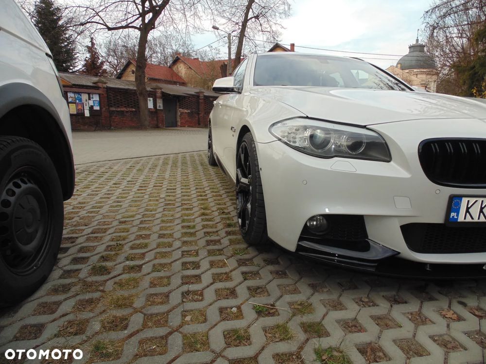 BMW Seria 5 525d Sport-Aut - 4