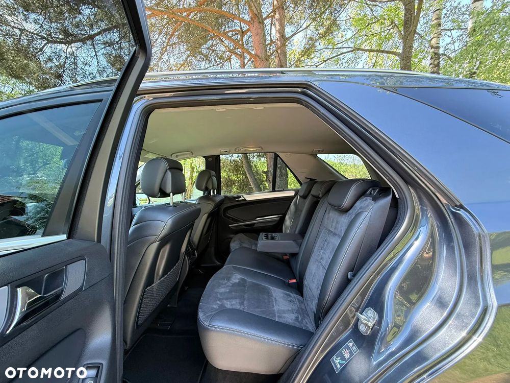 Mercedes-Benz ML - 23