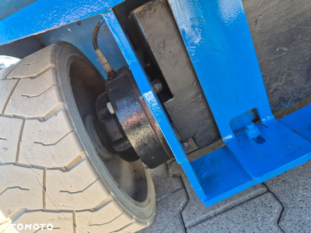 Genie GS 4047 / 1 WŁ / SUPER STAN / ODNOWIONY / NISKIE MOTOGODZINY / MAX 14 METRÓW / MAX 350 KG ŁADOWNOŚĆ - 31