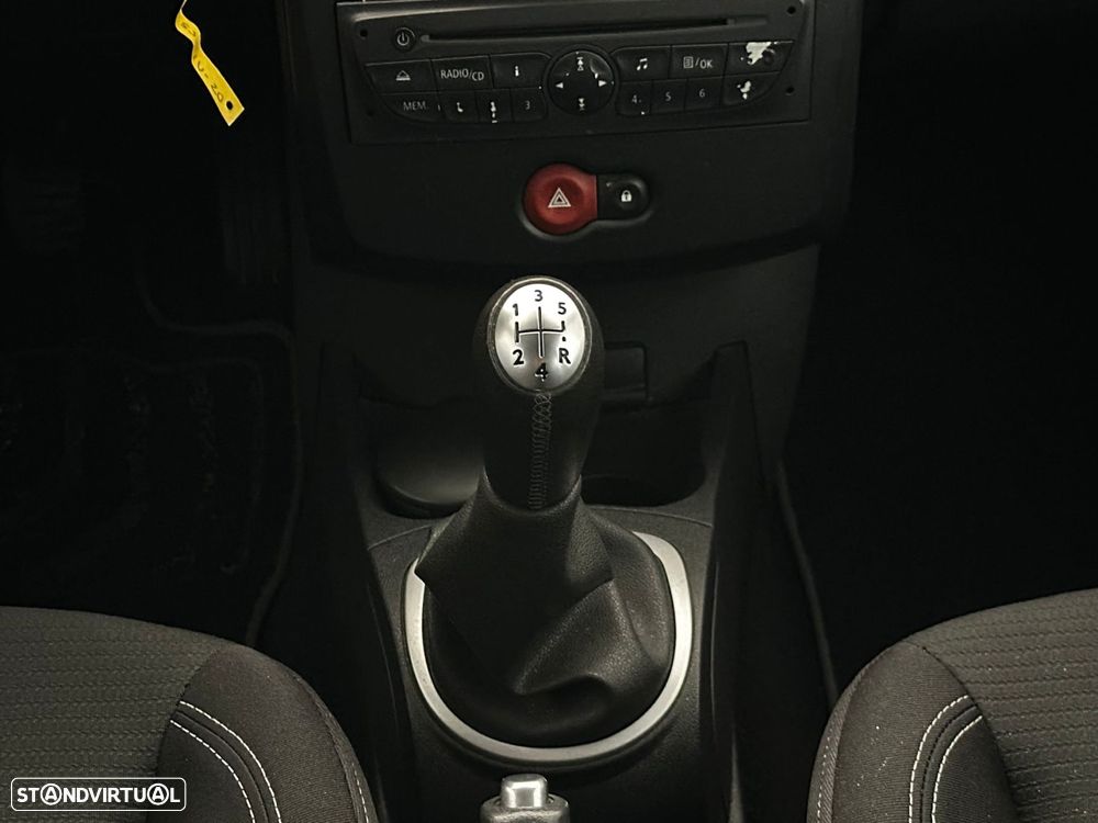 Renault Clio Break 1.5 dCi Dynamique - 18