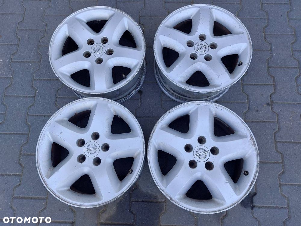 FELGI ALUMINIOWE 4SZT 5x110 7Jx16 ET39 FI65,1 OPEL - 1