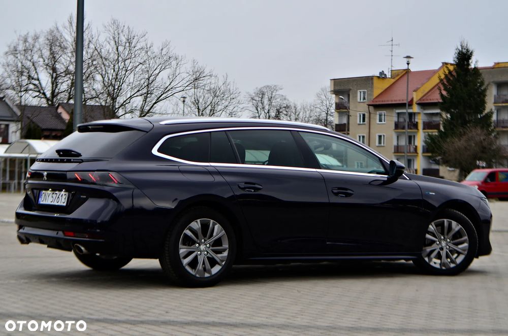 Peugeot 508 Hybrid 225 e-EAT8 Allure - 11