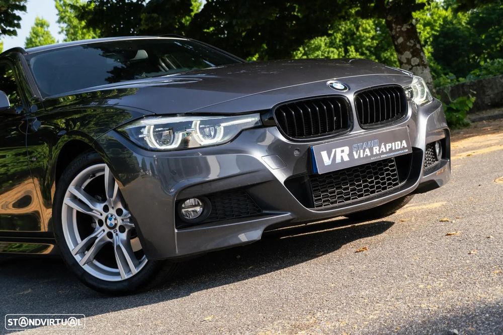 BMW 318 d Pack Desportivo M Auto - 32