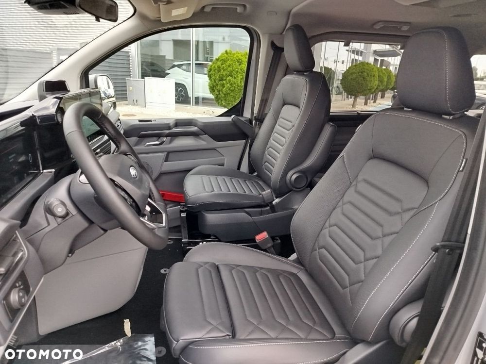 Ford Tourneo Custom 320 L2H1 VA Autm Titanium X - 12