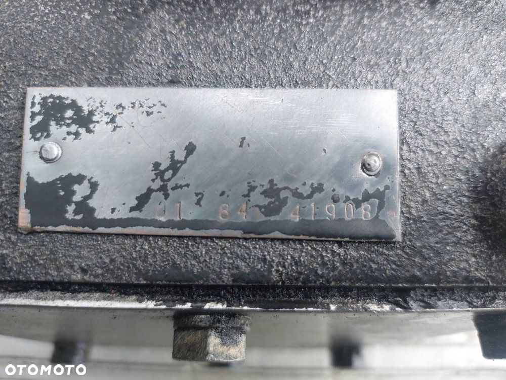 SPRĘŻARKA POWIETRZA KAMAZ 5320 I 11.0 V8 - 2