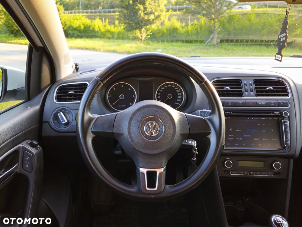 Volkswagen Polo 1.6 TDI Comfortline - 21