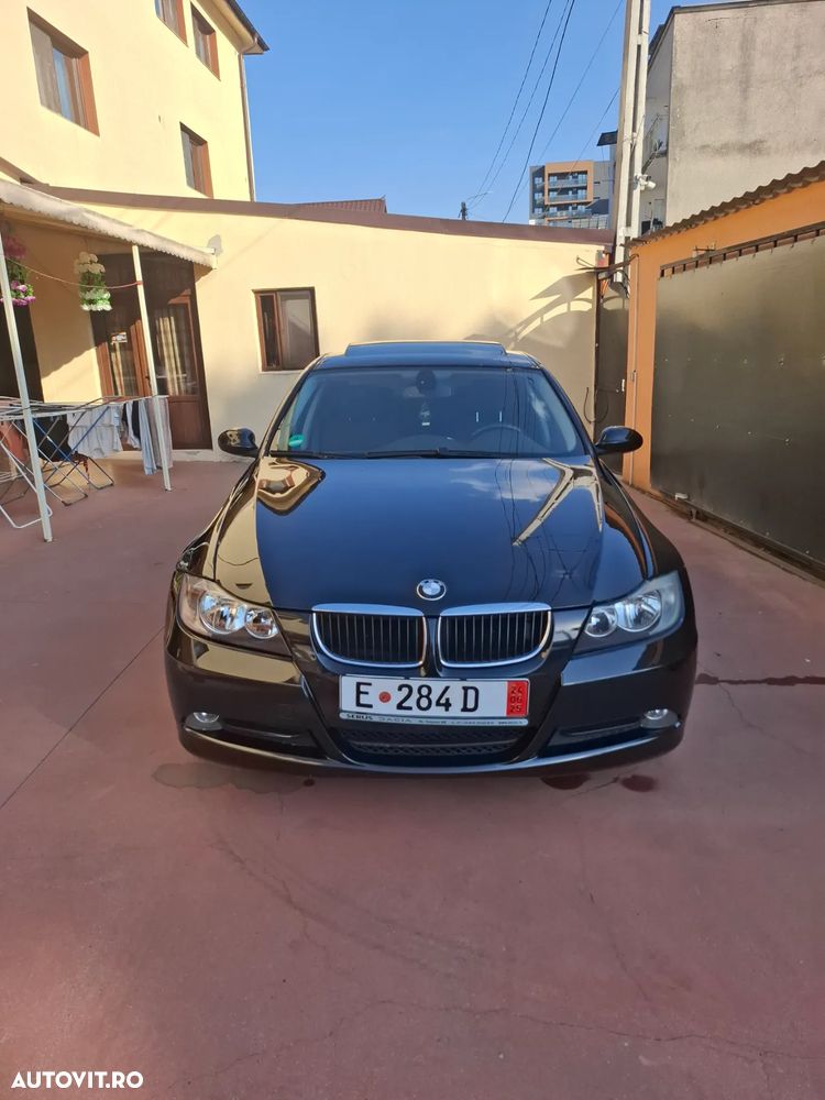 BMW Seria 3 320i - 2