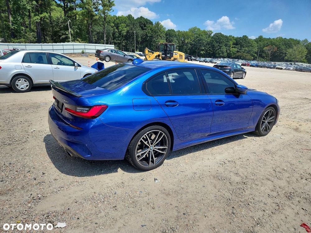 BMW Seria 3 330e xDrive M Sport - 3