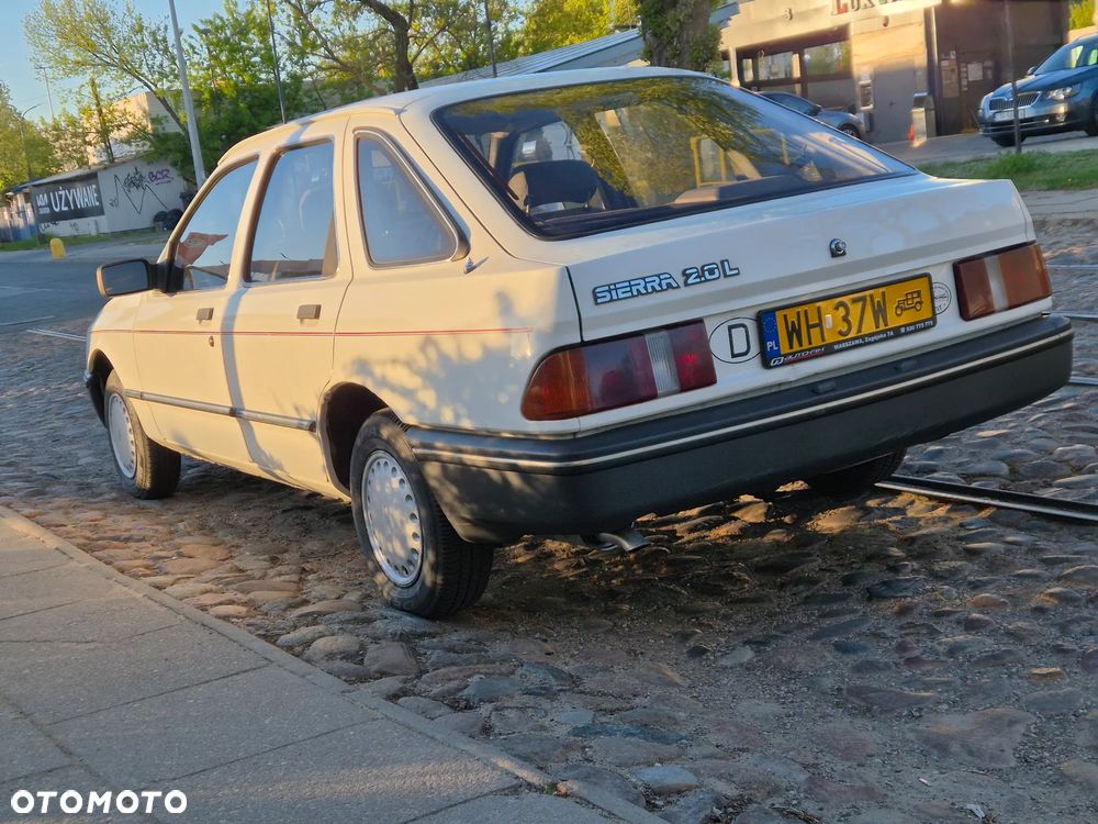 Ford Sierra - 25