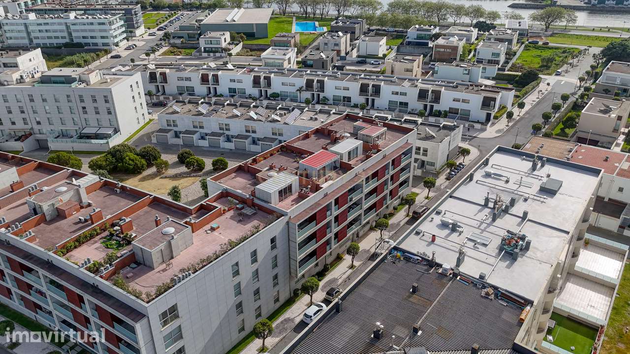 T3 Duplex com Terraço Panorâmico - Grande imagem: 2/27
