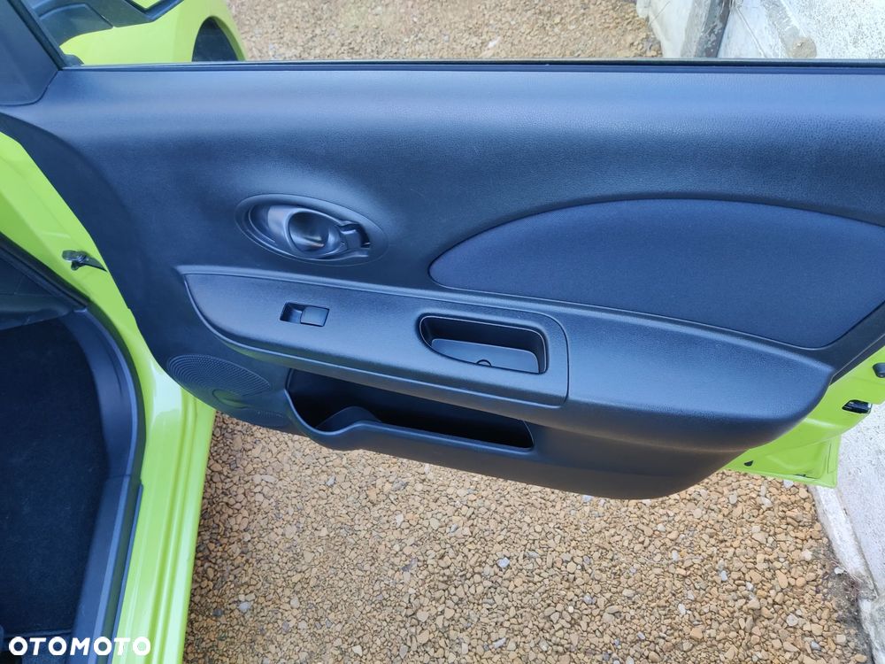 Nissan Micra 1.2 DIG-S Salt & Pepper - 26