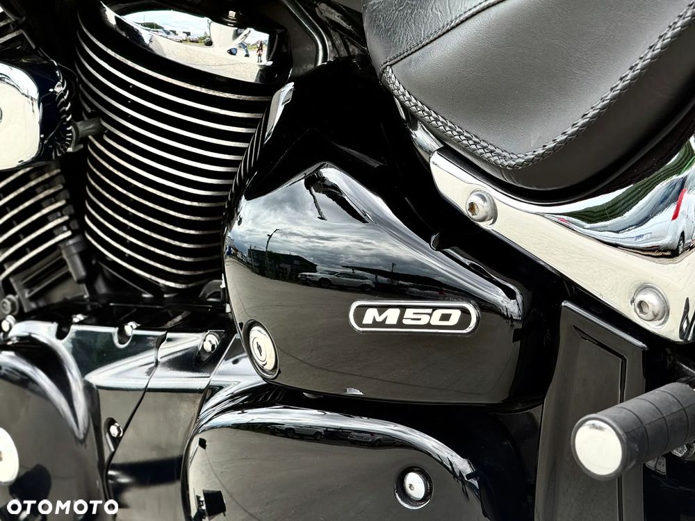 Suzuki Boulevard - 37