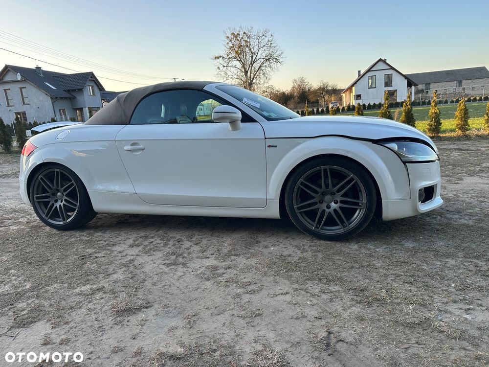 Audi TT Roadster 2.0 TFSI S tronic quattro - 6