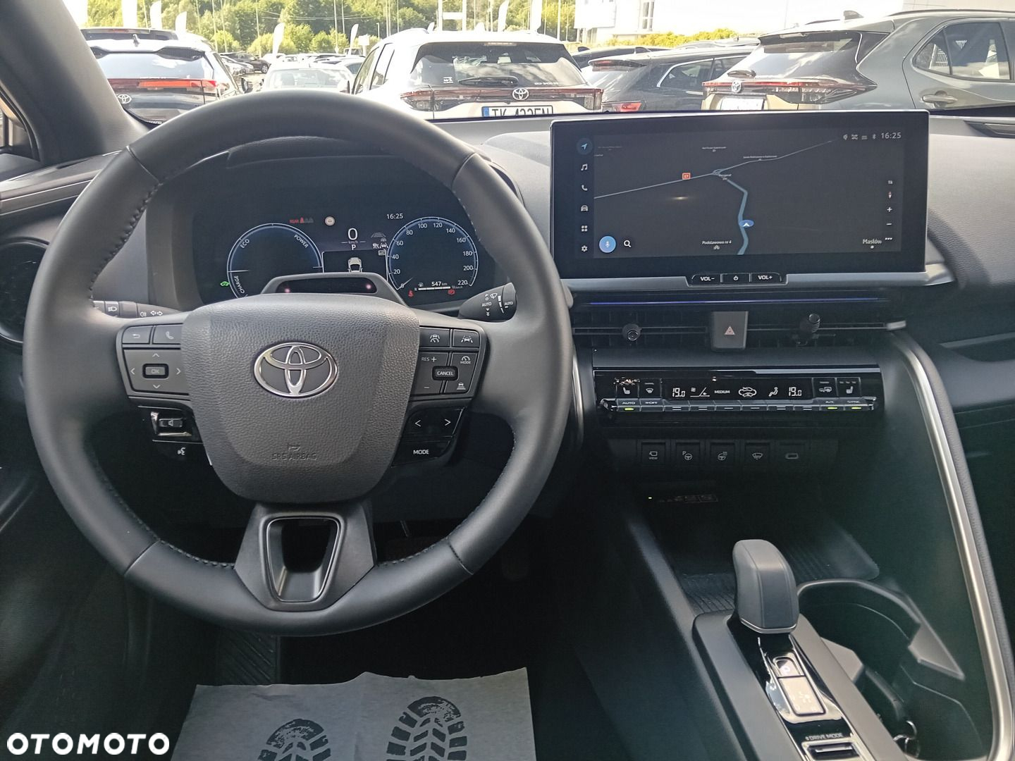 Toyota C-HR - 11