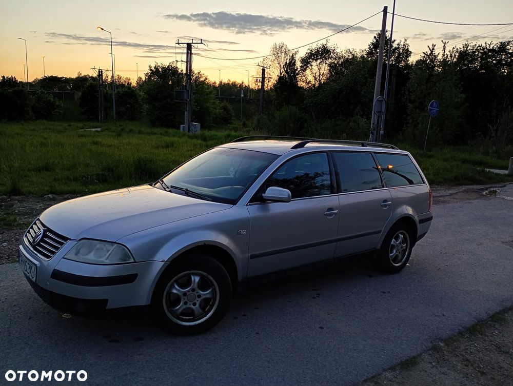 Volkswagen Passat 1.9 TDI Basis - 12