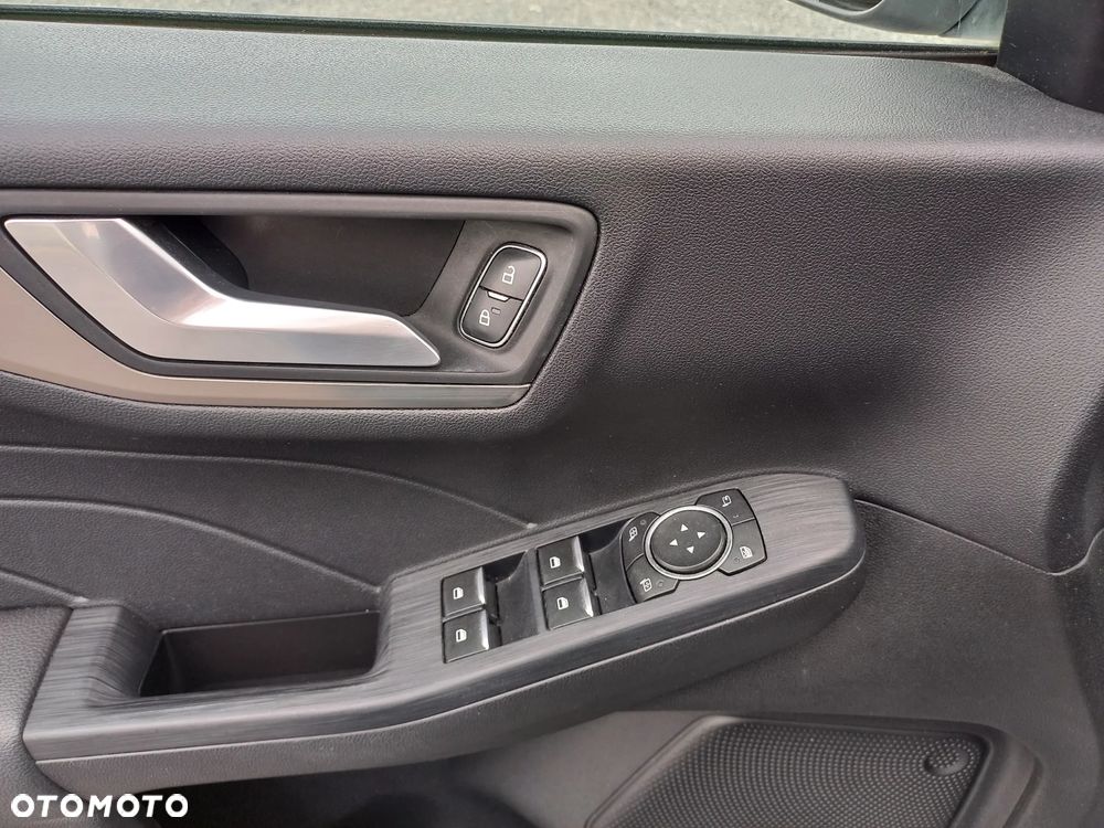 Ford Kuga 1.5 EcoBlue TITANIUM - 33