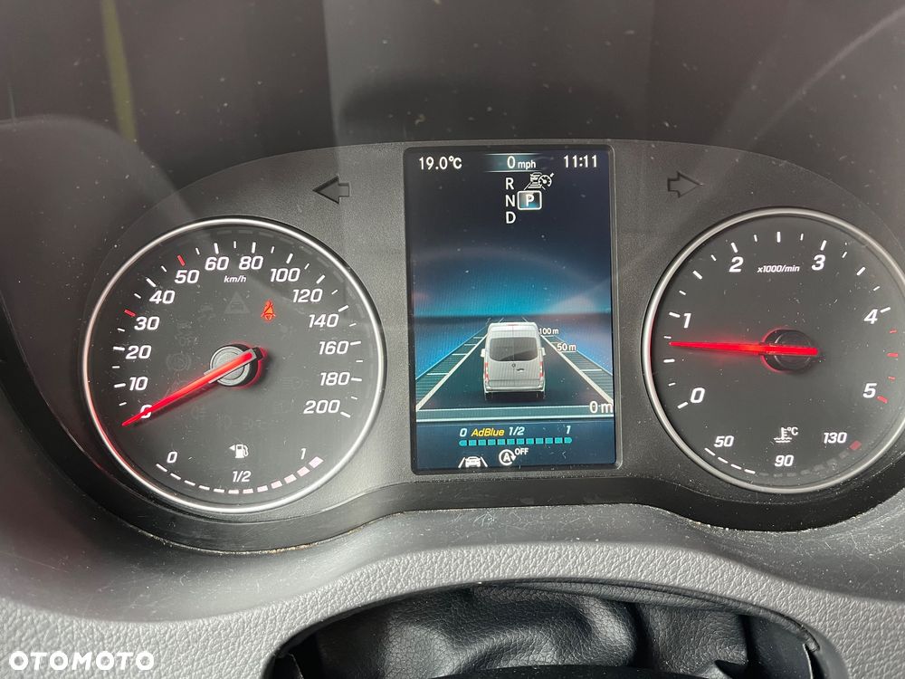 Mercedes-Benz SPRINTER - 14