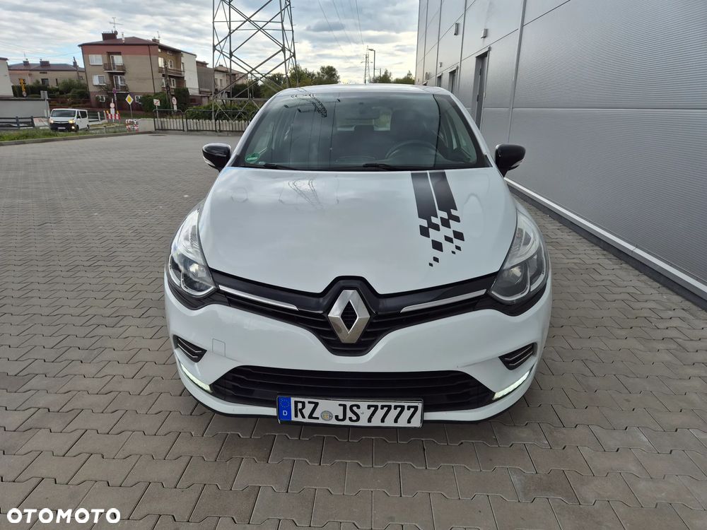 Renault Clio - 2