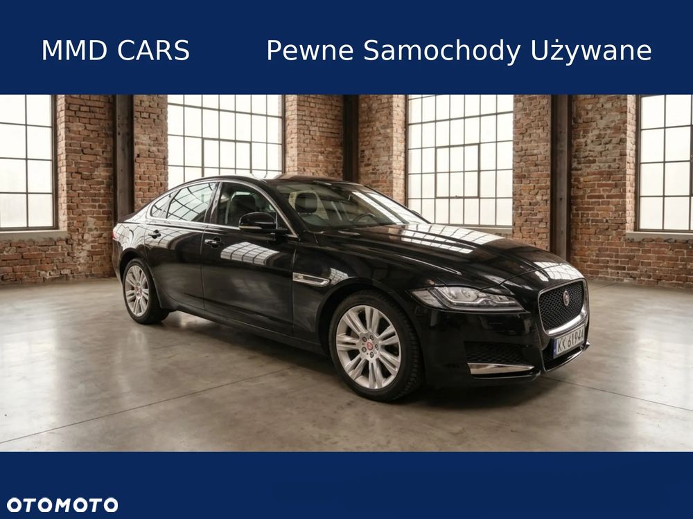 Jaguar XF 20d Prestige - 36